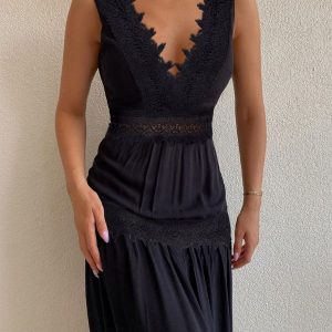 Guipure Lace Patch V-Back Prom Dress